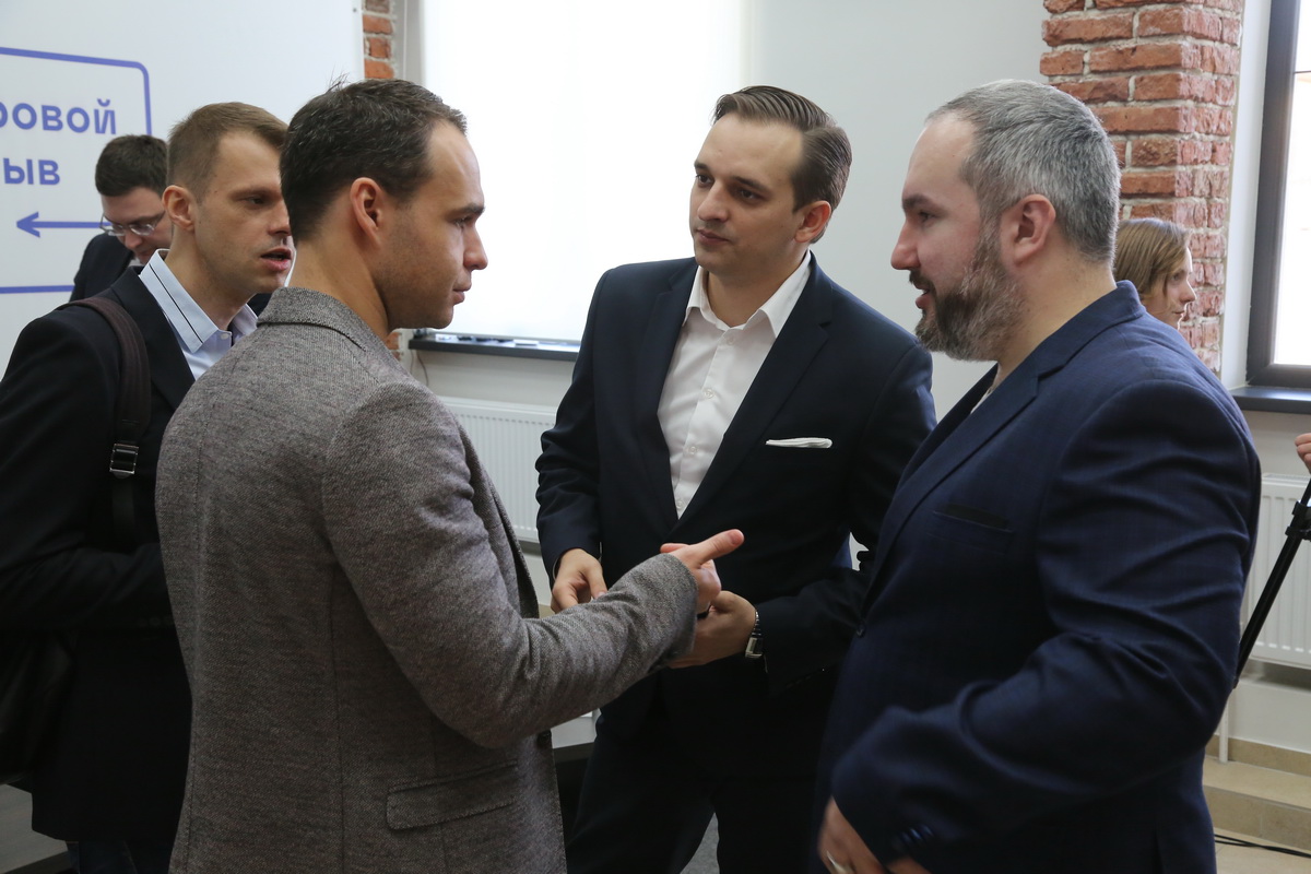 Изображение карусели